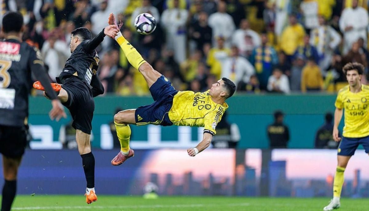 Cristiano Ronaldo Scores Stunning 96th-Minute Bicycle Kick as Al Nassr Beat Al Khaleej 4-1