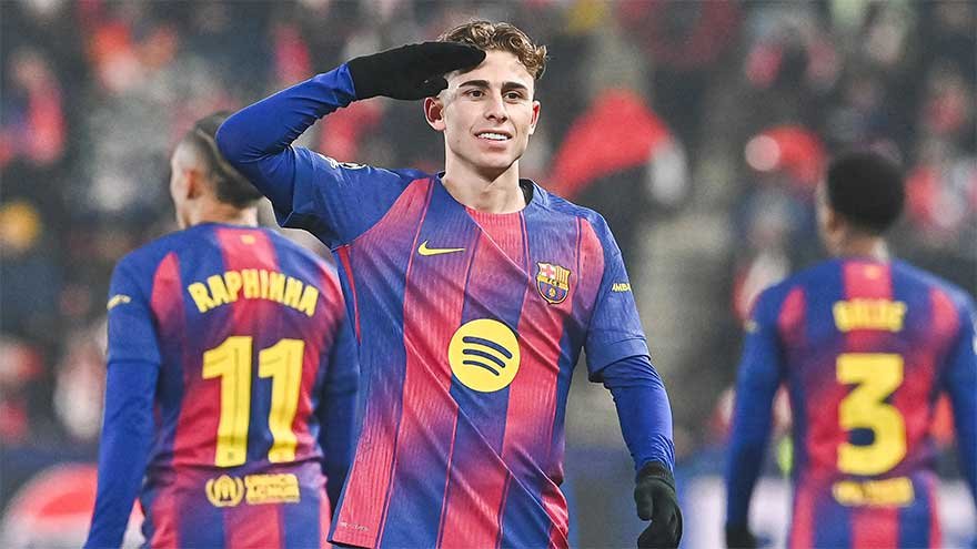 Barcelona Beat Slavia Prague 4-2 to Stay in Champions League Top-Eight Hunt