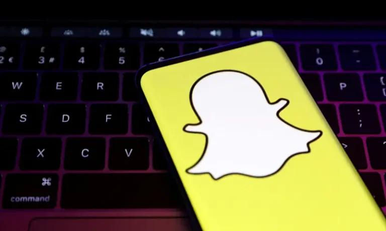Snapchat Blocks 415,000 Underage Accounts in Australia, Warns of Gaps in Age Checks
