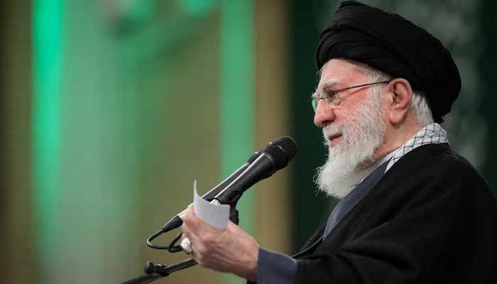 648397_7055435_updates