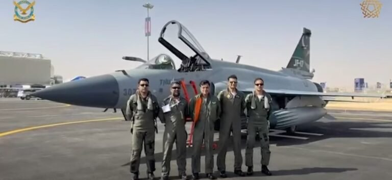 Pakistan Air Force Showcases JF-17 Block-III and Super Mushshak at World Defence Show 2026