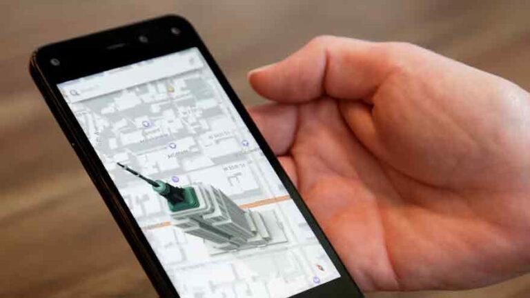 Amazon Revives Smartphone Ambitions with AI-Powered “Transformer” Project