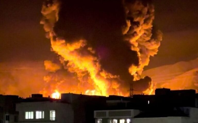 Oil-depot-destroyed-in-Tehran