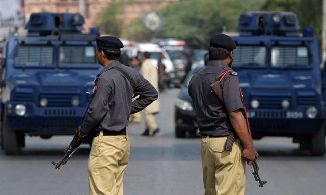 Karachi Police Announce Crackdown on Unauthorized Number Plates from April 1