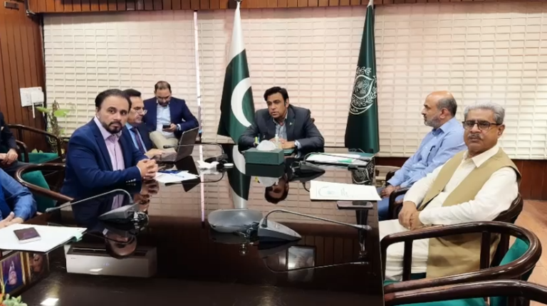 Sindh Chief Secretary Orders Authorities to Stay in Field as Rain Spell Approaches