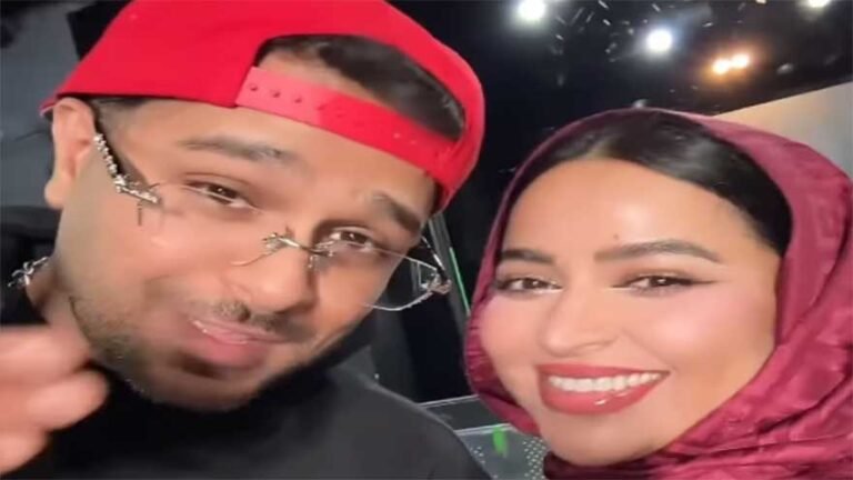 Asim Azhar Reunites With ‘5 am’ Co-Star Nida Maqsood at Los Angeles Concert