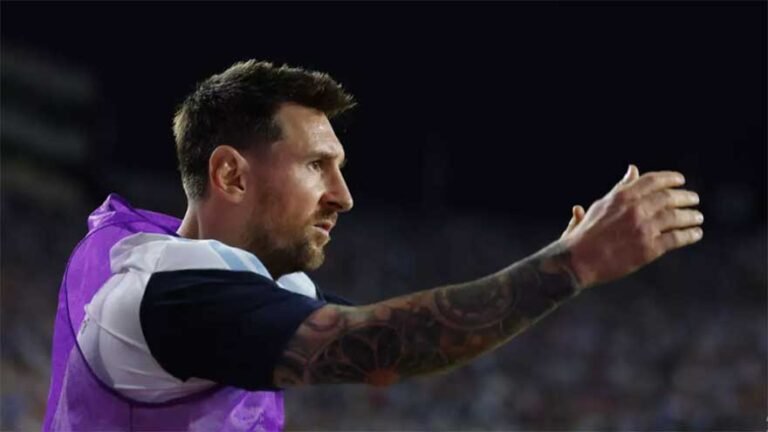 Messi Scores in Argentina Win Over Iceland