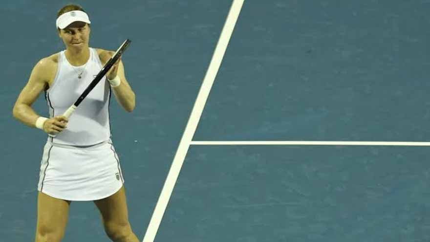 Liudmila Samsonova returns the ball during her first-round victory over Madison Keys at the Mubadala DC Open.